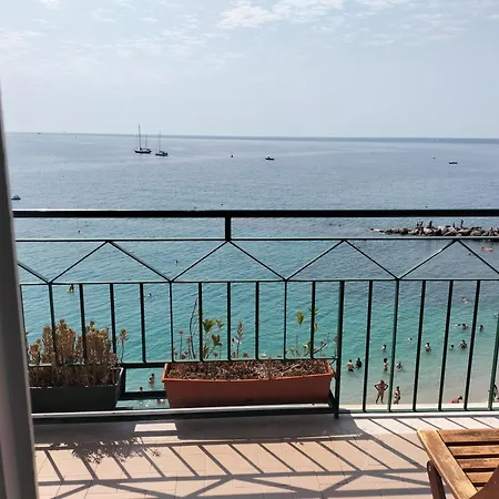 Beas - The Window To The Sea With Ac * Монтероссо-аль-Маре